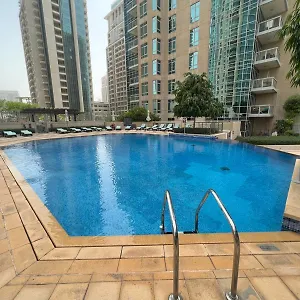first-class-2br-with-full-burj-khalifa-and-fountain.sharjah-hotels.com/